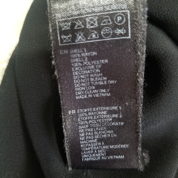 Forever 21 sleeveless collar black top. Size S - Picture 13 of 13